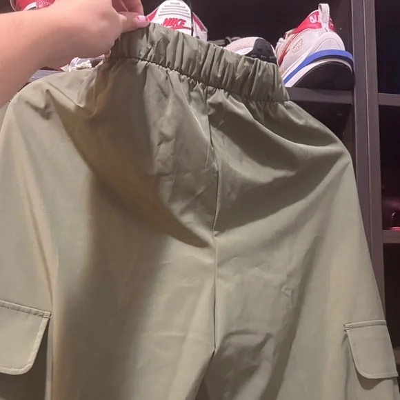 (See description for measurements) Freely Oversized Cargo Hoodie & Jogger Set - Picture 9 of 10